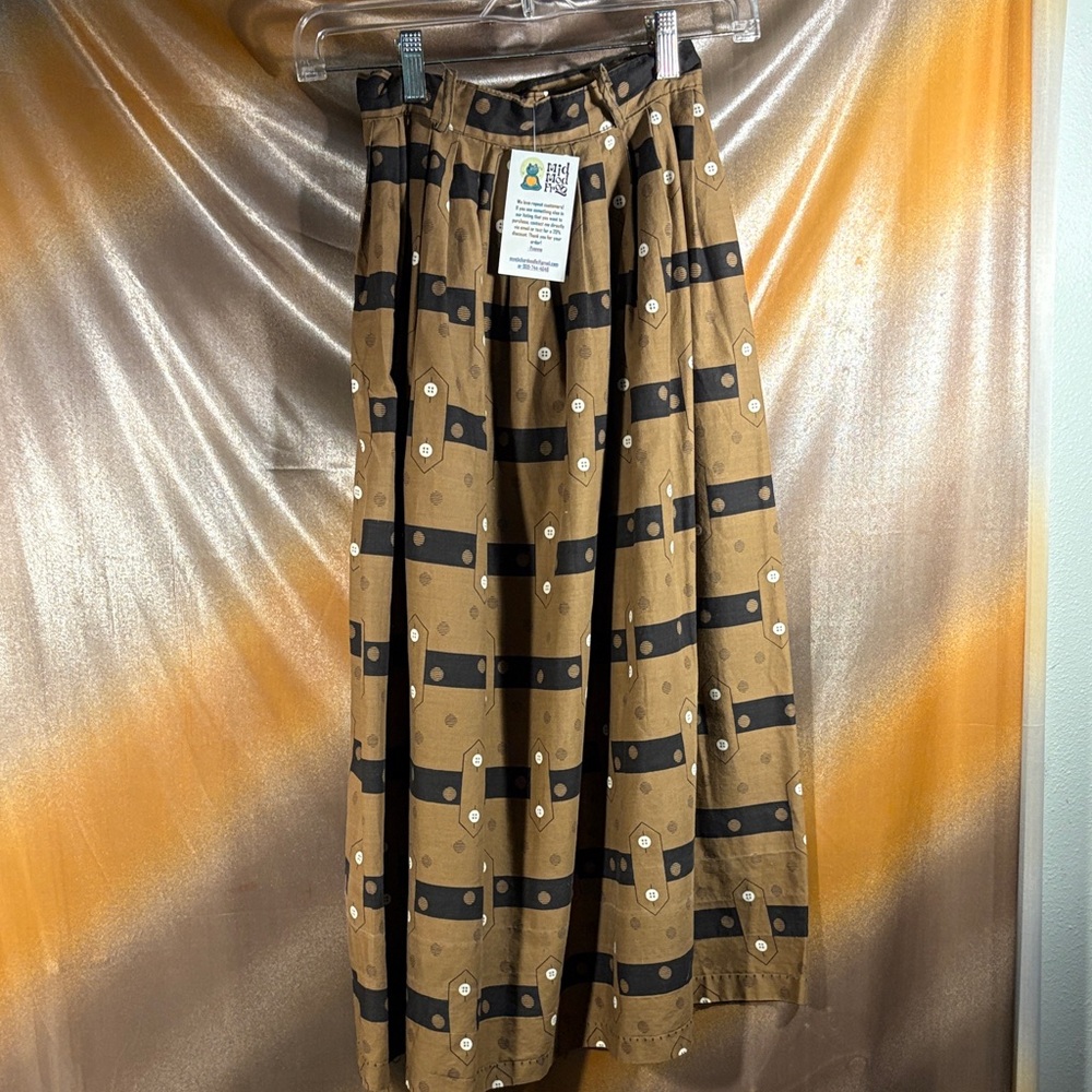 Vintage 1950’s 20” waist‎ Brown and Black Geometric Patterned Skirt box T